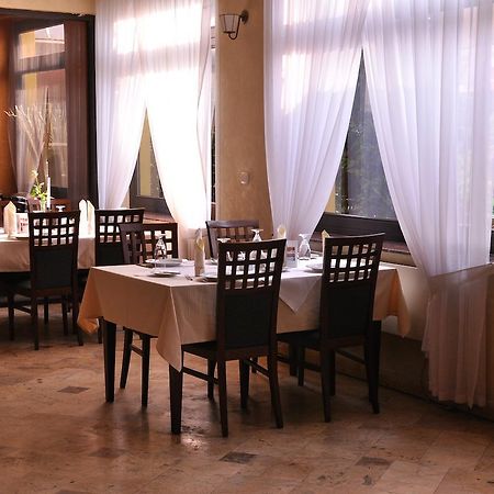 Hotel Olenka Szydlowiec Kültér fotó
