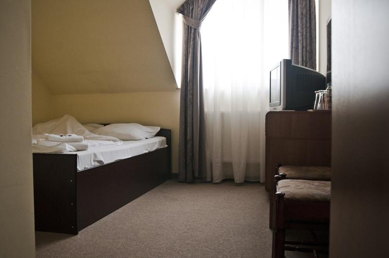 Hotel Olenka Szydlowiec Kültér fotó