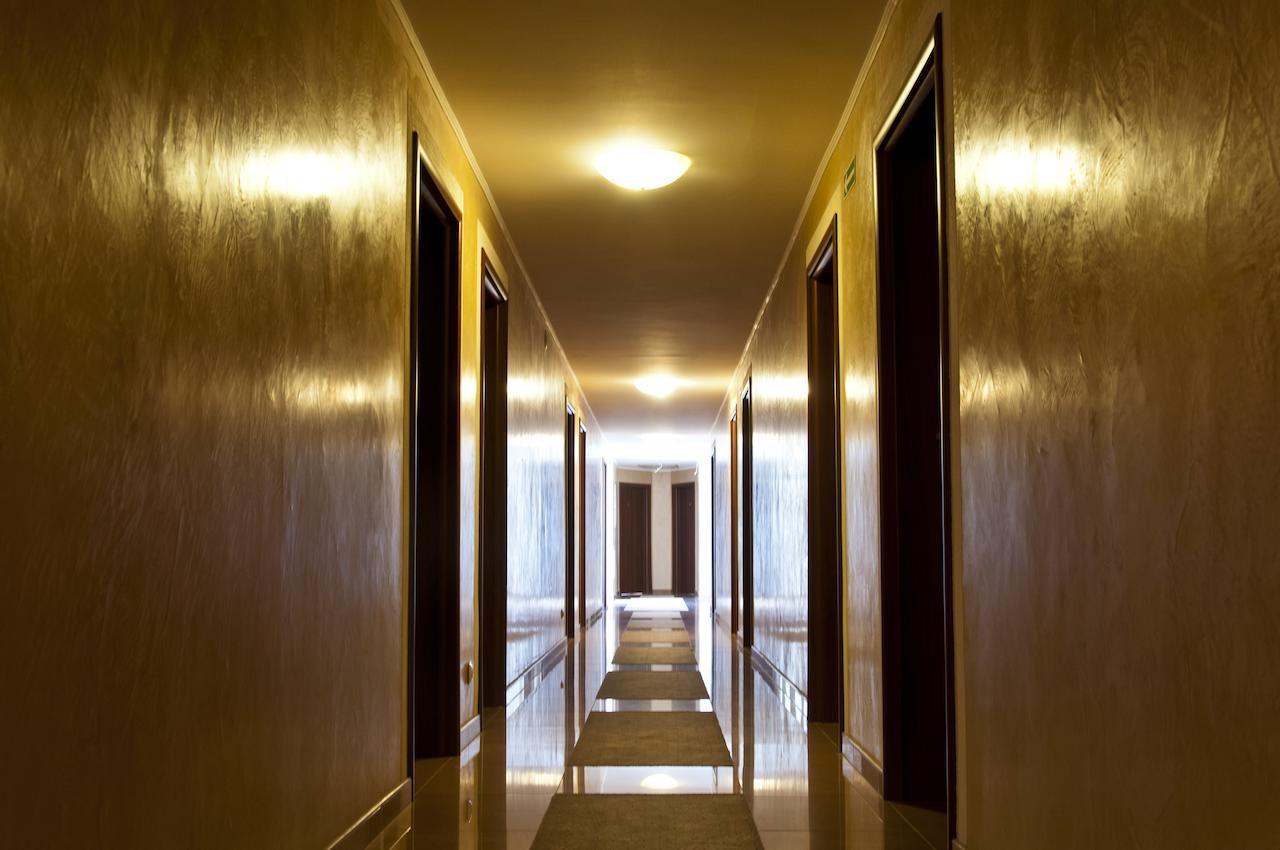Hotel Olenka Szydlowiec Kültér fotó