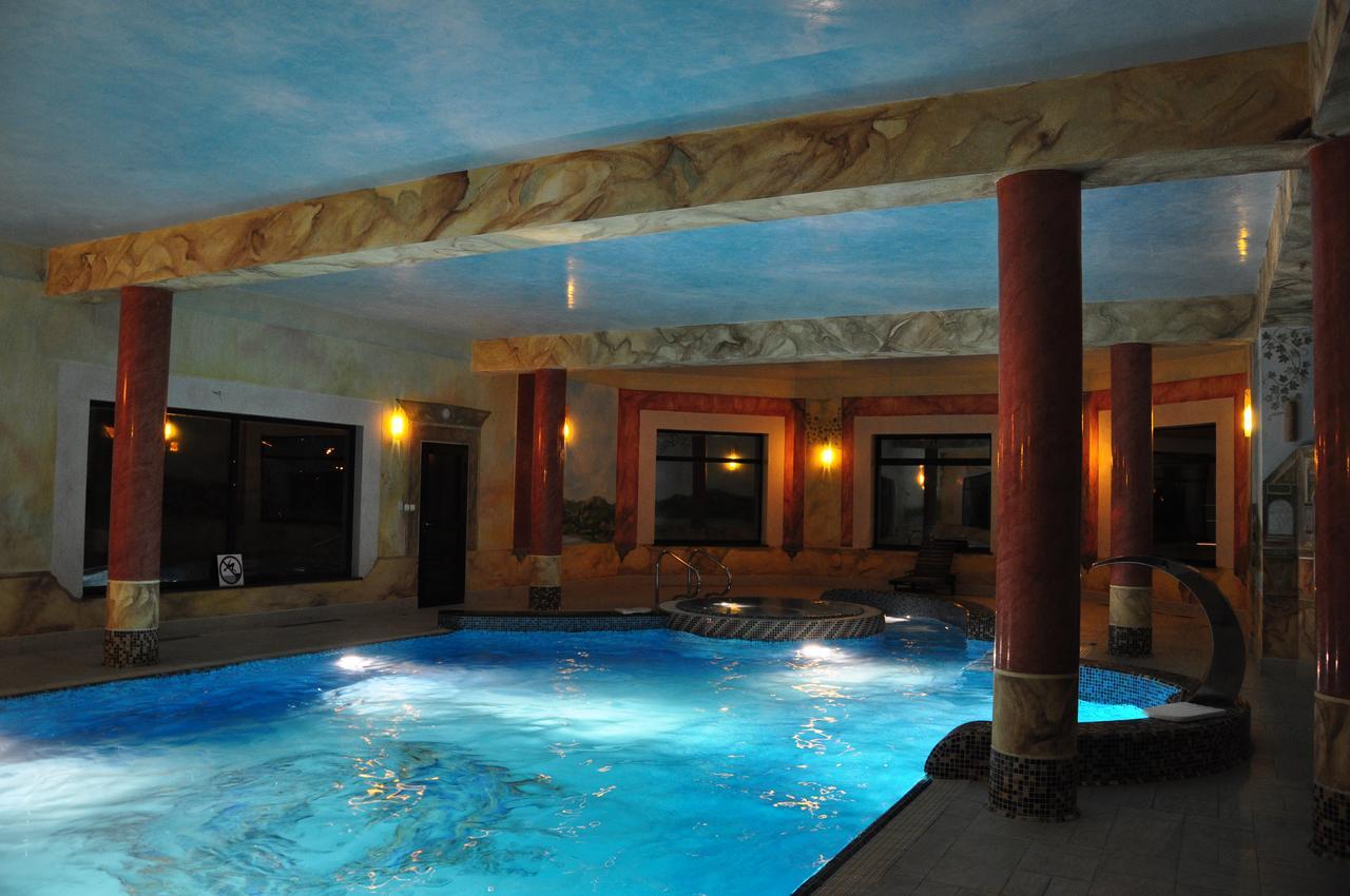 Hotel Olenka Szydlowiec Kültér fotó